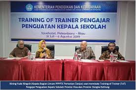 We did not find results for: Pppptk Pertanian Cianjur Melaksanakan Tot Pengajar Penguatan Kepala Sekolah Untuk Diklat Penguatan Kepala Sekolah Bbppmpv Bidang Pertanian