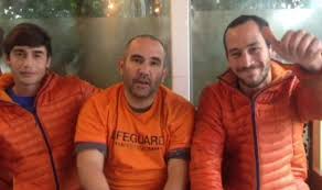 Refugee aid workers: Heroes or criminals?