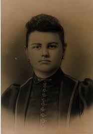 Bertha Coffman's Instagram, Twitter & Facebook