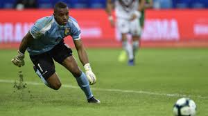 Wuilker faríñez aray (born 15 february 1998) is a venezuelan professional footballer who plays as a goalkeeper for ligue 1 club lens and the venezuela national team. Mercato Wuilker Farinez Au Rc Lens Pour Apprendre Au Cote De Jean Louis Leca