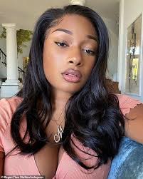 Megan thee stallion lost both of her parents credit: Megan Thee Stallion Puts Her Perky Posterior On Display As She Celebrates Hotgirlbootcamp Progress Aktuelle Boulevard Nachrichten Und Fotogalerien Zu Stars Sternchen
