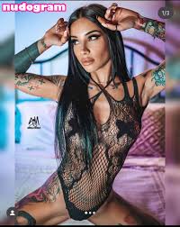 Vanessa Ouerhani  vanessa.o___  vanessa.ou Гола изтичане OnlyFans снимка  2 - Nudogram v2.1