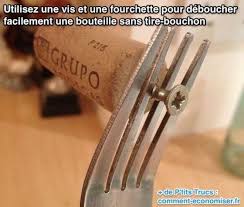 4 Astuces Qui Marchent Pour Ouvrir Une Bouteille Sans Tire Bouchon Meilleures Astuces Bouchons Trucs Et Astuces