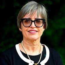 Hi, my name is ana martins, i live in barcelos, portugal and i am 22 years old. Professor Ana Martins Graduate School Of Business And Leadership