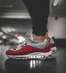 Supreme X Nike Air Max 98 Follow Illumilondon And Discover More Street Style Chic Sneakers Sneakers Fashion Nike Air Max