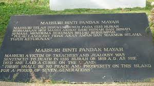 She was the most beautiful woman in all of langkawi and married the warrior wan darus (or wan derus). Legend Of Mahsuri Rachel S Travelogue My Foot Prints