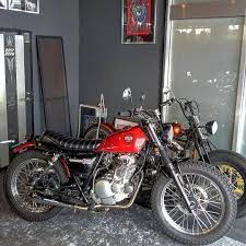 グラストラッカー grasstracker ruler gn250 suzuki hbc tracker scrambler motorcycle bigboy グラストラッカー バイク