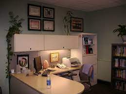 Feng Shui Tips For Windowless Office Luminous Spaces Small Office Decor Work Office Decor Home Office Design