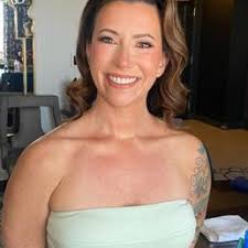 HEADS WILL ROLL SALON