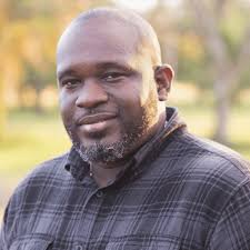 Randy Redhead: Timeless Bonds, Yellow Motifs, and the Power