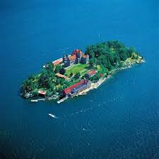59 Incredible Castles To Include On Your Bucket List Beautiful Castles Private Island Island