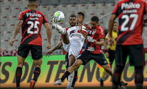 Mas representou bem a equipe do brasil! Copa Do Brasil Flamengo Vence Athletico Pr Gracas A Gol De Bruno Henrique E Penalti Defendido Por Hugo Futebol Esportes O Povo