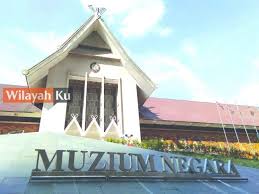 Check spelling or type a new query. Bangunan Ikonik Seni Bina Melayu Wilayahku