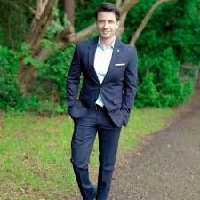Ali Zafar Wiki Age Girlfriend Wife Family Biography More Wikibio Ali zafar is a pakistani musician, composer, singer, song writer, actor, painter and model, popular for his music and acting. ali zafar wiki age girlfriend wife