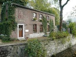 Chaudfontaine is located in namur city, belgium at the 50.5828, 5.6341 coordinates. Le Long Du Bief Chaudfontaine Restaurant Reviews Photos Phone Number Tripadvisor