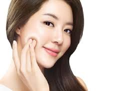 Kết quả hình ảnh cho HÌNH ẢNH CÔ GÁI XÀI KEM ĐẸP