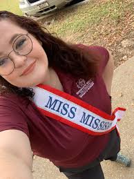 Amanda Mayo (@Paleo_Barbie)