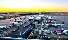 Unde va fi permis accesul pasagerilor. Scene È™ocante Pe Aeroportul Otopeni Se IntamplÄƒ Acum Cu Sute De Pasageri Impact