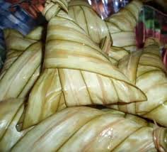 Ketupat moden biasanya empat segi. Makanan Tradisional Kelantan Sedap Wajib Cuba