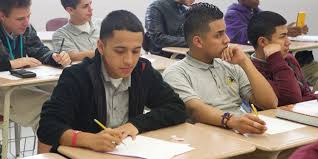 Pekerjaan ini hanya akan sangat tepat untuk anda yang memiliki ketelitian yang sangat tinggi dan juga kesabaran tentunya. Kerja Lulusan Sma Ini Nih Pekerjaan Yang Cocok Buat Kamu