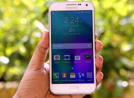 Samsung Galaxy E7 Photo Gallery