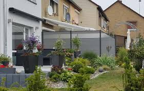 Ein wpc sichtschutz bietet ihnen neben einem funktionalen design auch ein edles ambiente in ihrem garten. Wpc Sichtschutz