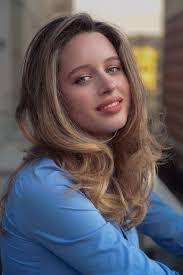 Tanya Klein's Instagram, Twitter & Facebook