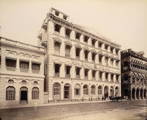 File:The Times of India building opposite St. Thomas' Cathedral and connected with Elphinstone Circle, July 1898.jpg - Wikimedia Commons