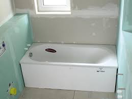 Damit sie in ihrem badezimmer die badewanne austauschen können, muss etwas vorarbeit geleistet werden. Badewanne Anschluss Austausch Ratgeber Bauhaus
