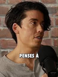 Combien rapporte être propriétaire du site Hockey30.com par année?