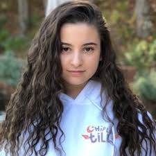 Victoria Lee (@victoria1_leex)