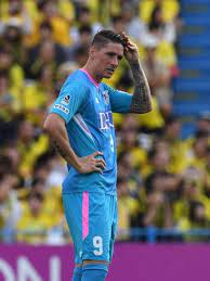 Fernando Torres Sagan Tosu Ninos Torres