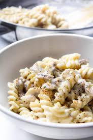 Bechamel Sauce White Sauce Garlic Mushroom Pasta The Twin Cooking Project By Sheenam Muskaan Recipe Mushroom Pasta Easy Pasta Recipes White Sauce Pasta