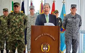 Medalla militar servicios meritorios inteligencia militar guardián de la patria Martinez Ascendio A Varios Militares Relacionados Con Las Carpetas Secretas La Silla Vacia