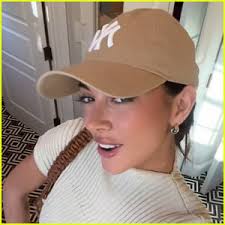 TikTok Luminaries Josh Richards And Bryce Hall Launch 'Ani' Energy Drink  Company