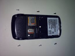 How to Disassemble a Motorola EM25 ...