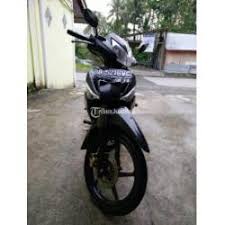Kumpulan modifikasi motor supra x125 r terlengkap velgy motor via modif striping honda supra x 125 warna baru hijau putih via motoblast.org. Modif Scoopy 2016 Hitam Putih Scoopy Modif