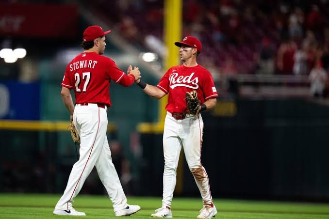 Photos: Philadelphia Phillies at Cincinnati Reds
