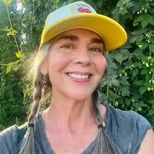 How to help a dog relax and settle down?