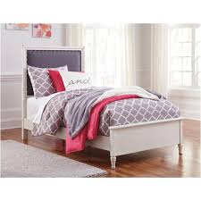 For many people, the bedroom acts as a place where they can go to relax and expanded furniture sets: B485 83 Ashley Furniture Faelene Kids Room Bed Twin Rails