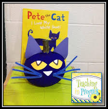 Pete The Cat Pumpkin Love It So Doing This For My Daughters Pumpkin Creation Book Character Pumpkins Story Book Pumpkin Character Pumpkins