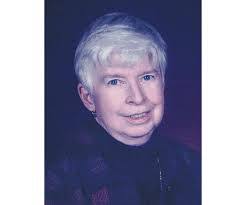 Julie Canfield's Instagram, Twitter & Facebook