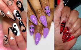 Since 1878, women have been getting their nails done in the us at various salons and parlors. Nail Artists Are Selling Custom Fake Nails During Salon Shutdowns Due To Coronavirus Allure