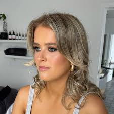 Chelsea Feast Makeup Artist (@chelseafeastmakeupartist) • Instagram photos  and videos