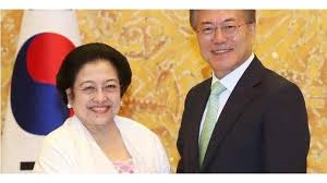 Kisah pernikahan mega cukup panjang. 7 Potret Megawati Soekarnoputri Dari Muda Hingga Sekarang Hot Liputan6 Com