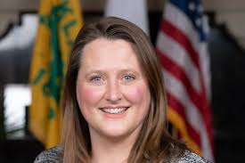 Oakland mayor fires chief of staff amid backlash over note referring to  Black people as "tokens" : r/oakland