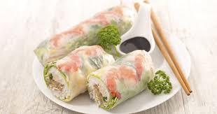 Eveillez Vos Papilles Gustatives Avec Ces Rouleaux De Printemps Au Poulet Recette En 2020 Rouleau De Printemps Poulet Rouleau De Printemps Escalope De Poulet