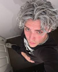 Grady (@grady.couch) • Instagram photos and videos