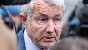 Michael Lowry attacked in Dáil over 'fake documents'