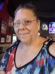 With the July almost over ! I wanted to share one of my favorite pictures  of myself ! Found this in my photo album from 2021. I was in one of the